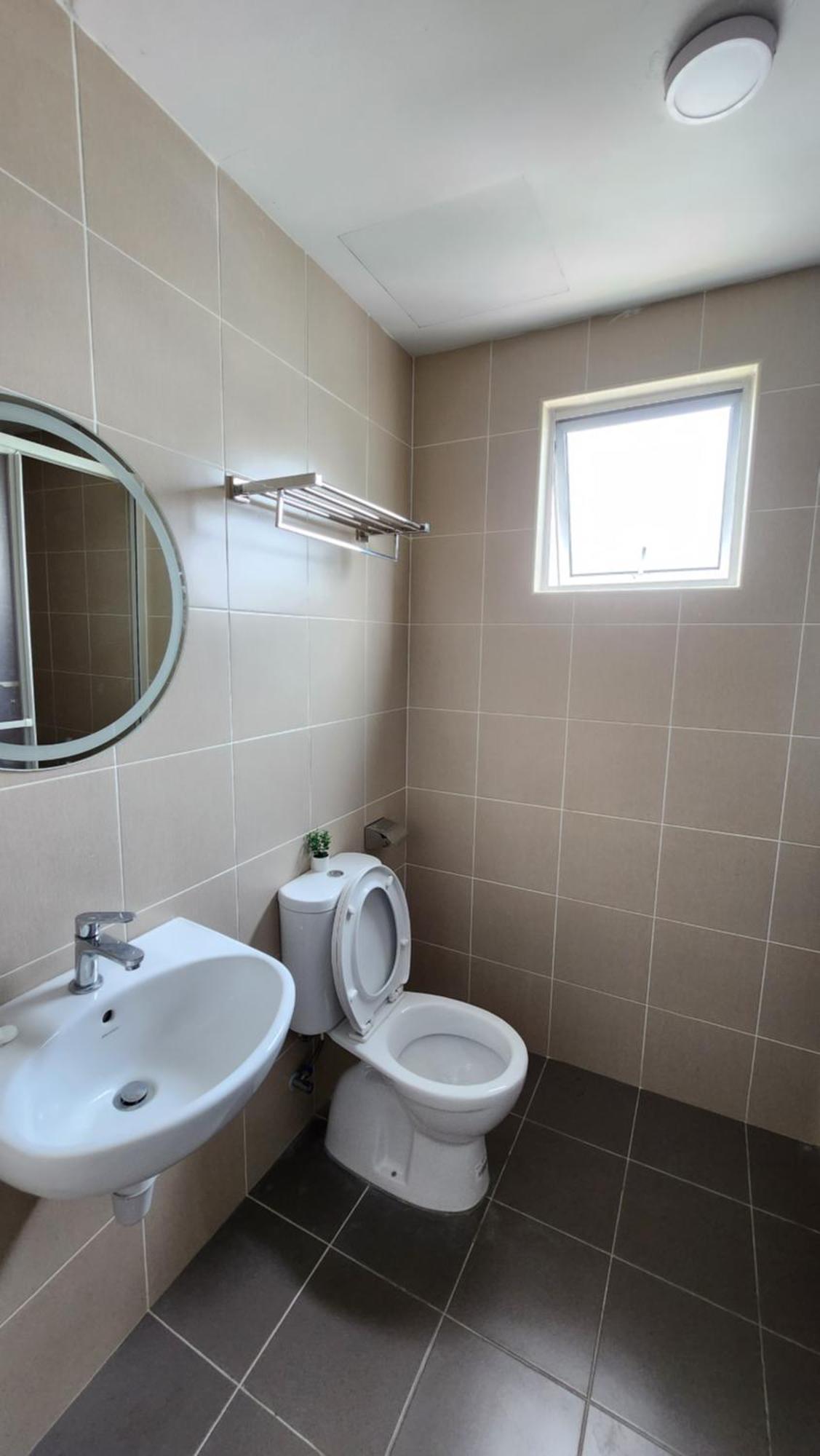 Mimi Cozy Homestay, 3r3b Klcc View With Playstation 4, Netflix, Wifi 6, Pool Table, Cinema *